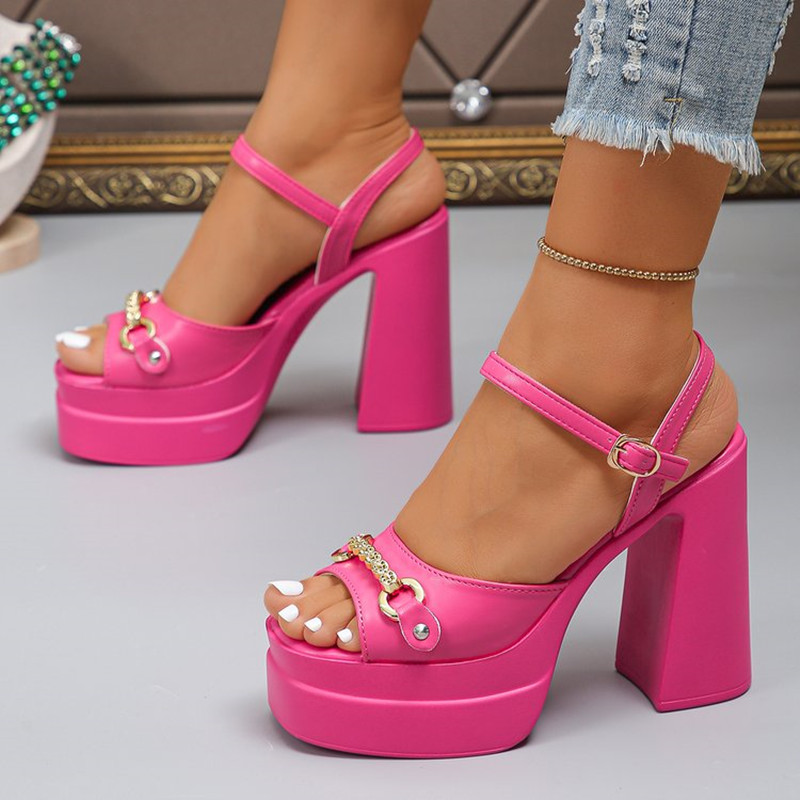 Gladiator Sandal Women - สินค้าใหม่ประจำฤดูร้อนปี 2026 รองเท้าส้นสูงหัวเหลี่ยมแบบโปร่ง ส้นหนา หนังแท้ ปลายเปิด