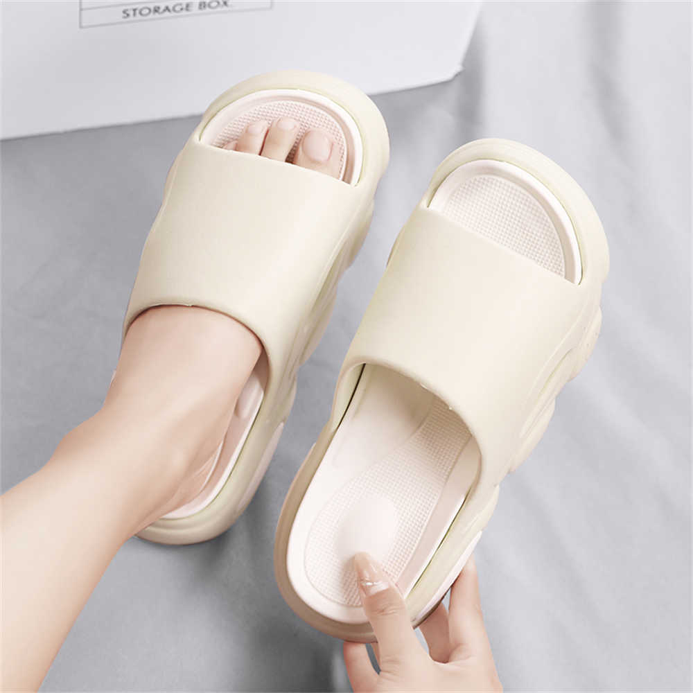 Women'S Shoes To Buy - รองเท้าผู้หญิงสีส้ม พื้นกันลื่น สีม่วง รองเท้าแตะกันลื่น รองเท้าส้นเตี้ย รองเท้าผ้าใบ
