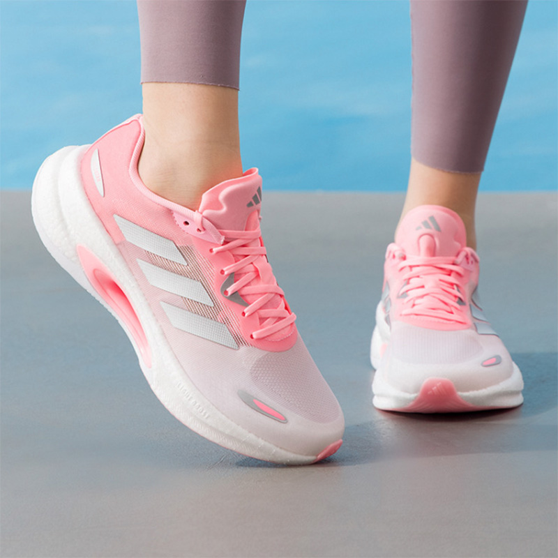 Women'S Shoes Pink Adidas - อาดิดาส แกรเดียนท์สีชมพูสีขาวรองเท้าวิ่งแบบมีเบาะตาข่ายระบายอากาศดูดซับแรงกระแทกรองเท้าผ้าใบกีฬาผู้หญิง KJ2763