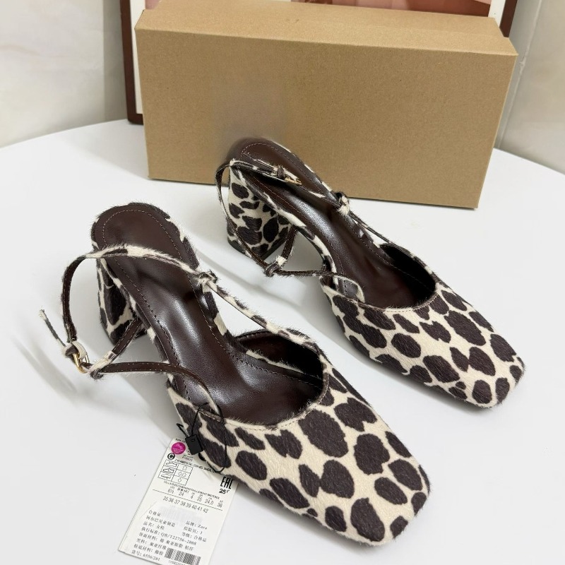 Leopard Print Heels - รองเท้าส้นสูงแบบสวมเปิดส้นลายเสือดาวสไตล์วินเทจสำหรับผู้หญิง รองเท้าแตะหัวเหลี่ยมแบบมีสายรัดหัวเข็มขัด ส้นบล็อกกลาง สไตล์กลาดิเอเตอร์ สำหรับใส่ในชีวิตประจำวัน