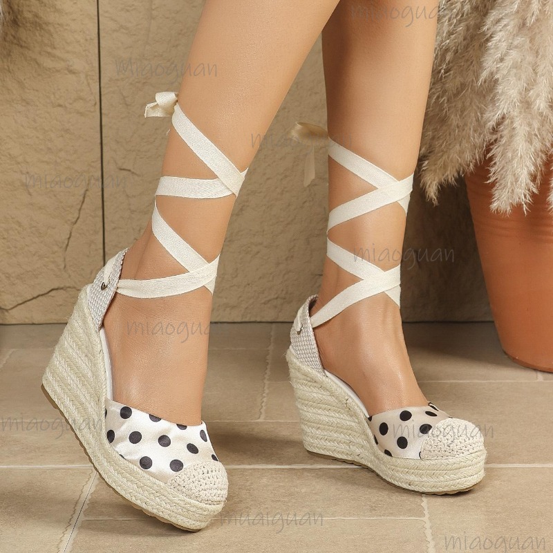 รองเท้าส้นเตารีดแบบสานลายจุดสำ - Espadrille Wedge Shoes บทวิจารณ์และราคา