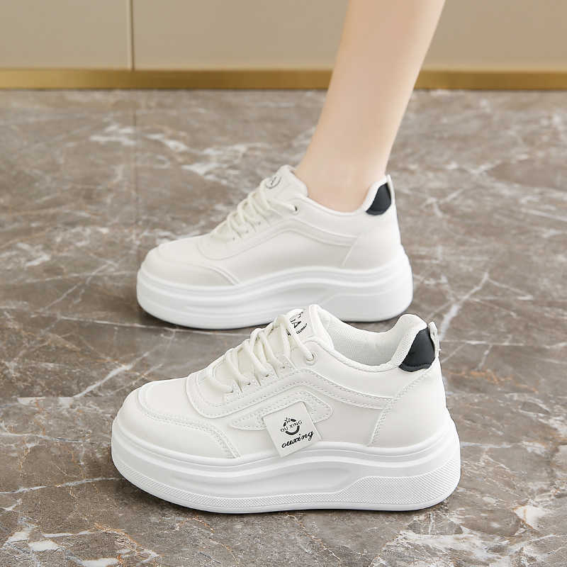 รองเท้าผ้าใบผู้หญิงแบบมีรูระบา - Women'S Shoes To Buy บทวิจารณ์และราคา