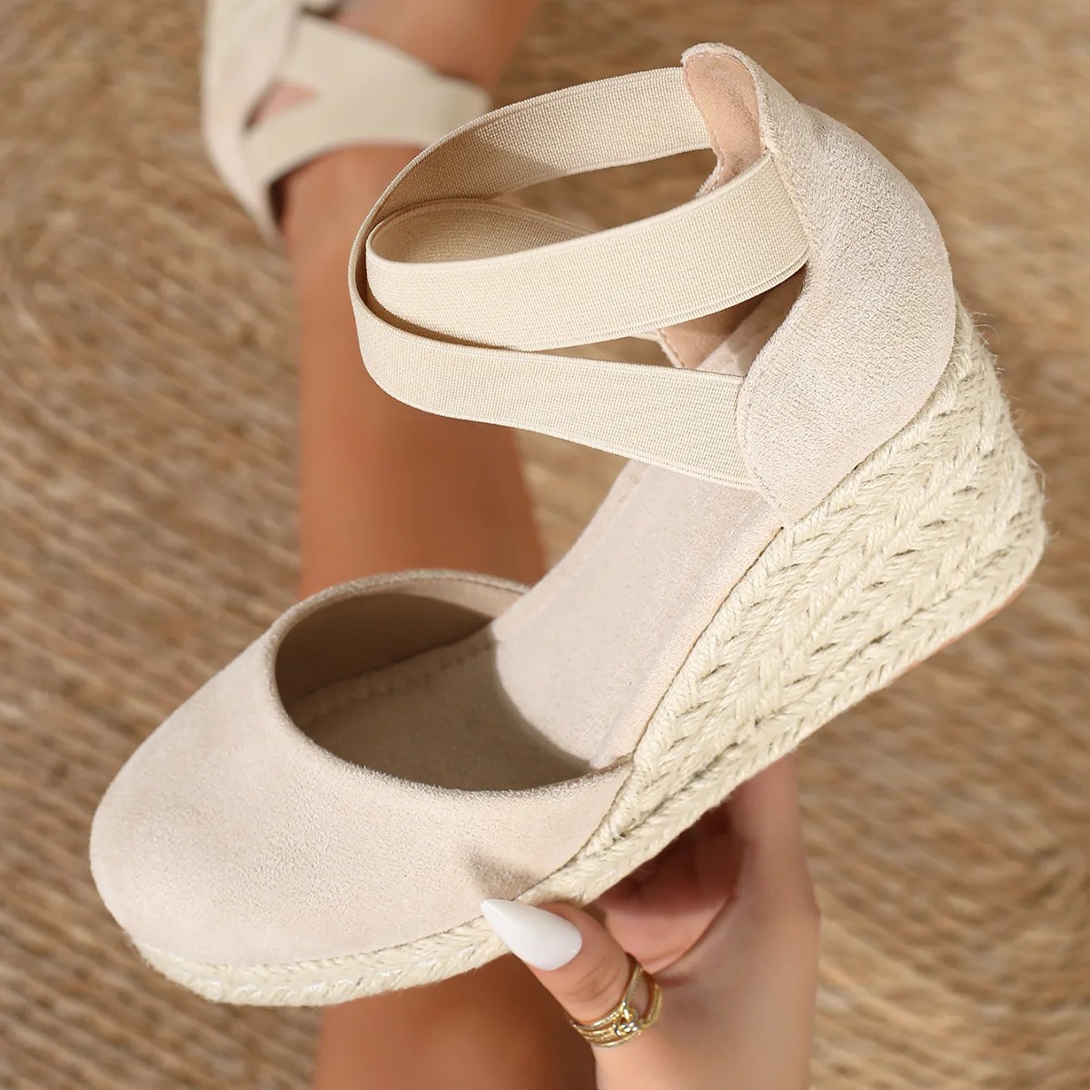 รองเท้าส้นเตารีดแบบสวมสำหรับผู - Espadrille Wedge Shoes บทวิจารณ์และราคา