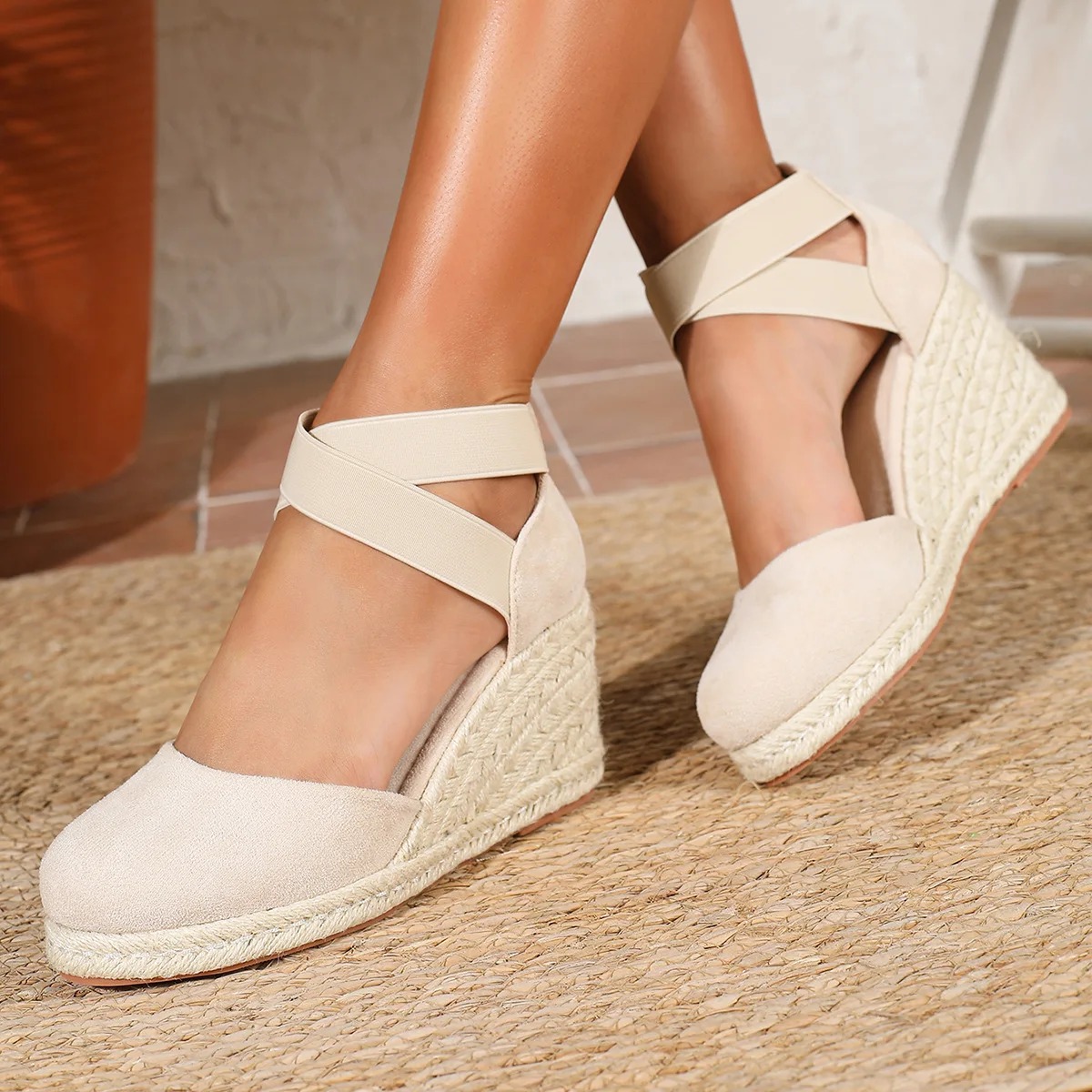 รองเท้าส้นเตารีดแบบสวมสำหรับผู - Espadrille Wedge Shoes บทวิจารณ์และราคา