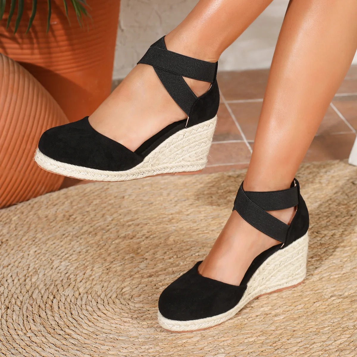 รองเท้าส้นเตารีดแบบสวมสำหรับผู - Espadrille Wedge Shoes บทวิจารณ์และราคา