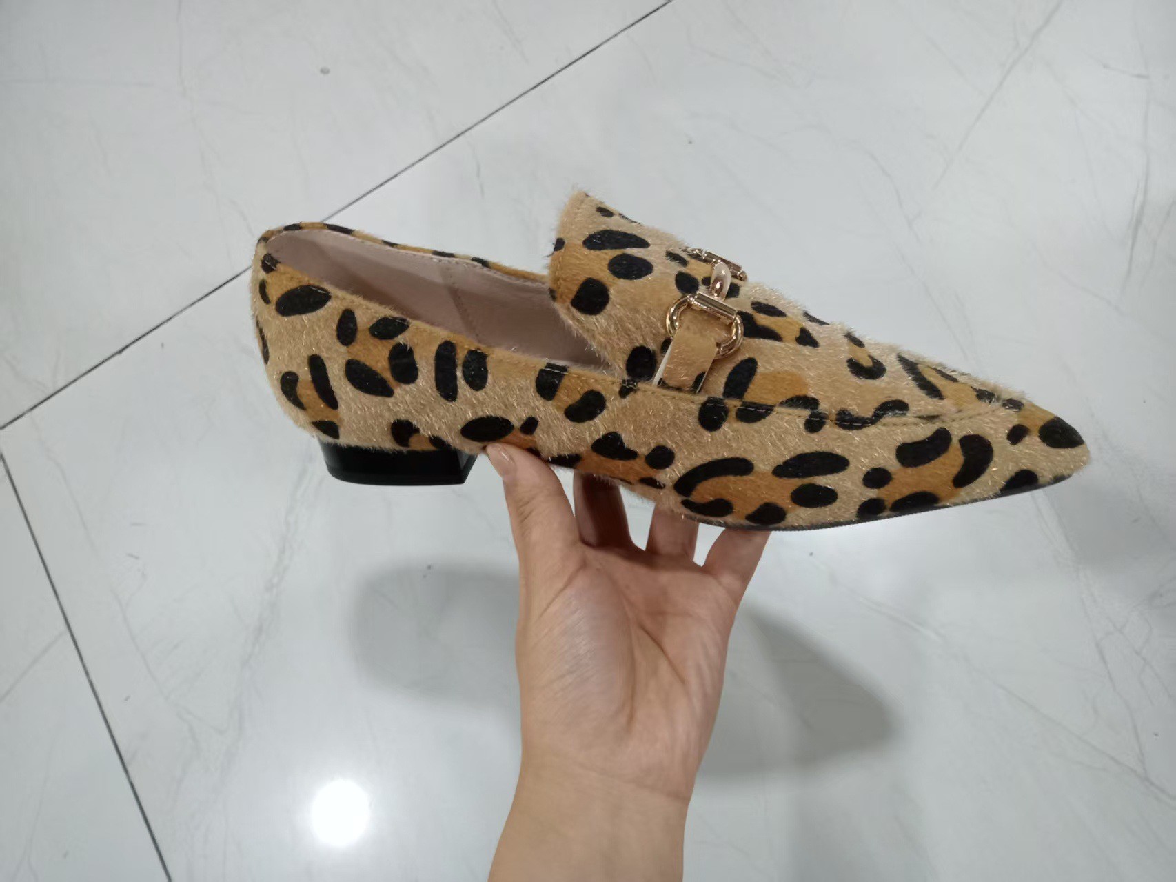 รองเท้าผู้หญิงลายเสือดาว ไซส์ใ - Leopard Print Heels บทวิจารณ์และราคา