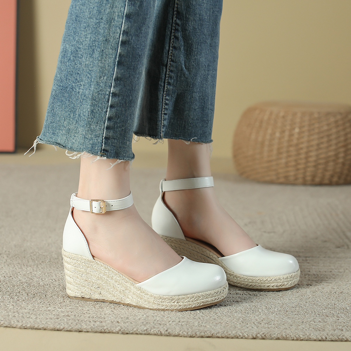 รองเท้าแตะส้นเตารีดแบบสานสำหรั - Espadrille Wedge Shoes บทวิจารณ์และราคา