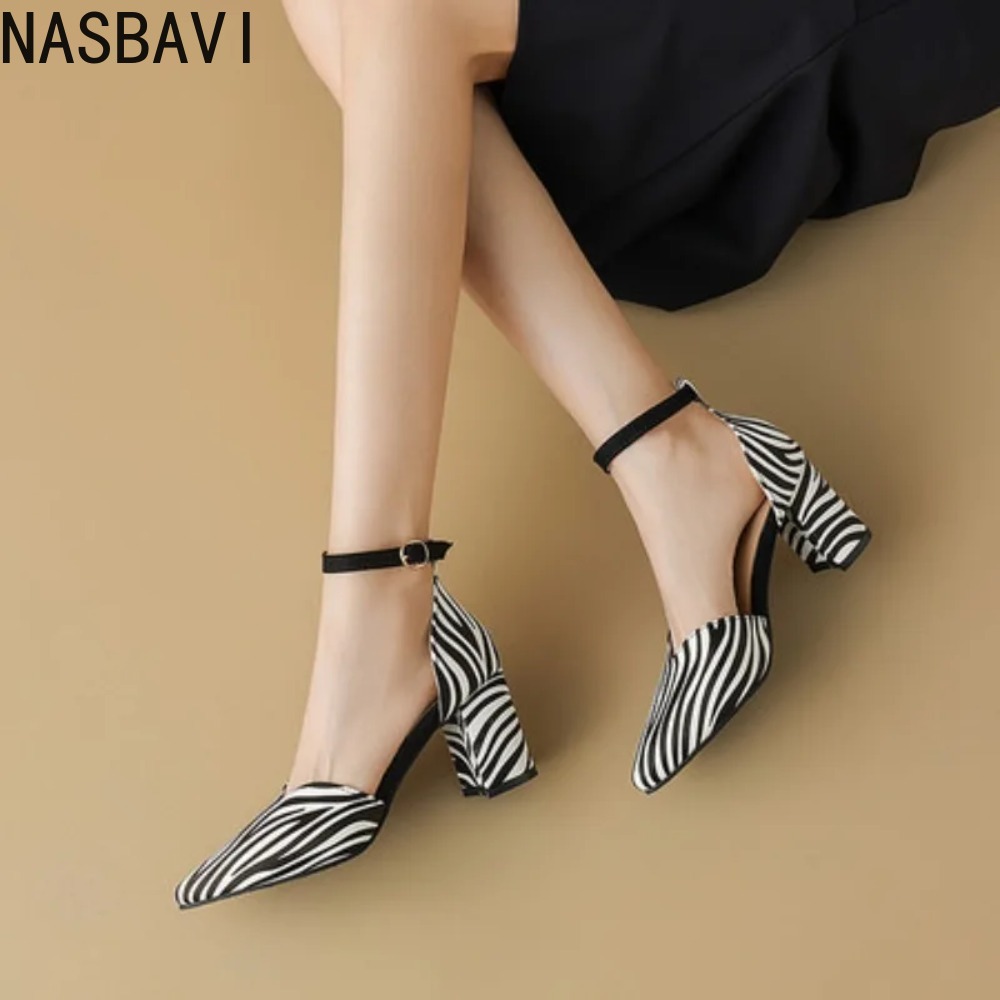 รองเท้าส้นสูงแบบปิดหัวแหลมลายเ - Leopard Print Heels บทวิจารณ์และราคา