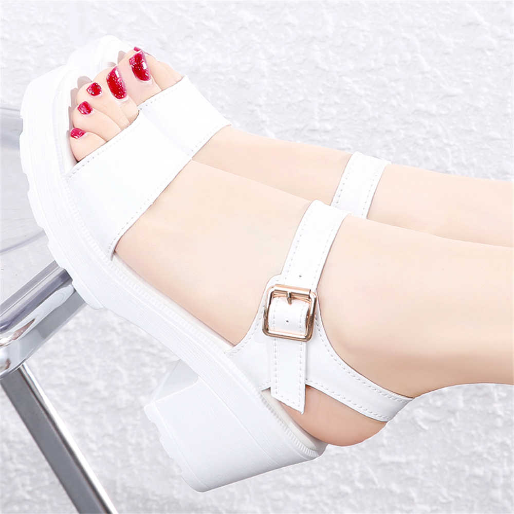 รองเท้าผ้าใบกีฬาสีขาวสำหรับผู้ - Women'S Shoes To Buy บทวิจารณ์และราคา